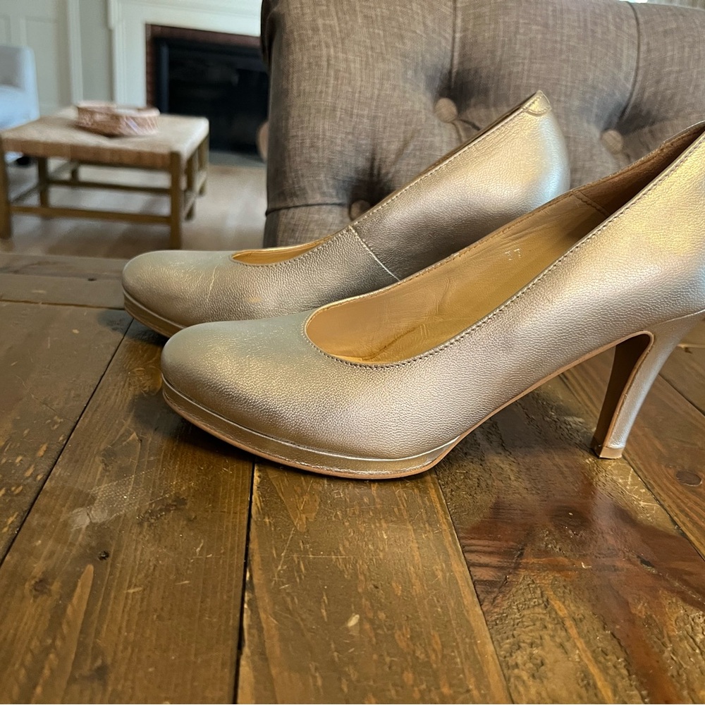 Calla Sophia platform heels Size 37